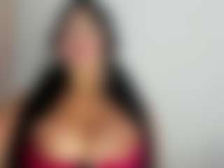 Live cam show with luuciana - Natural on CamwithHer