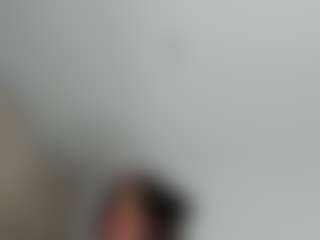 Live cam show with luuciana - Oil on Dolls Live