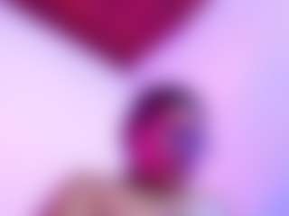 Live cam show with MEGAN - Teen (18+) on milfzrlive.com