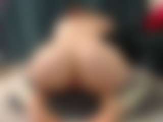 Live cam show with Natasha Kim - Beautiful on Milfs Live