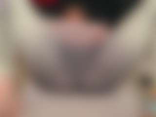 Live cam show with Natasha Kim - Butt Plug on live18s.com