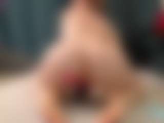Live cam show with Natasha Kim - Butt Plug on Milf Play