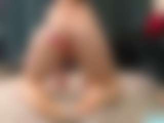 Live cam show with Natasha Kim - Butt Plug on xDating