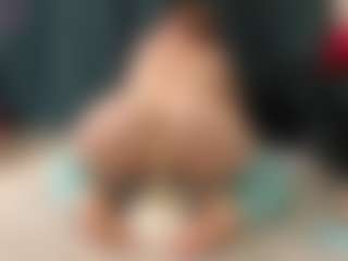 Live cam show with Natasha Kim - Plug on Camsoda
