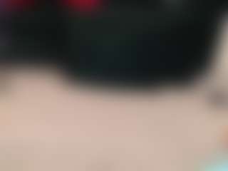 Live cam show with Natasha Kim - Nails on StripNow
