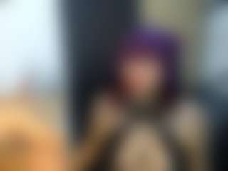 Live cam show with cloe - Red Hair Shaved Pussy on intimatelivegirls.com