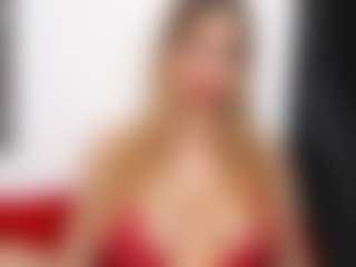 Live cam show with Lisamuse - Facial Piercings on Soda Cam