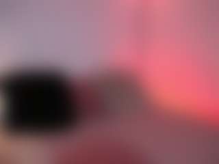 DEEPTHROAT SLUT's Live Sex Cam Show