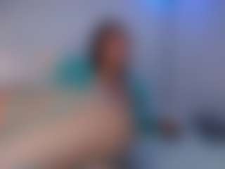 DEEPTHROAT SLUT's Live Sex Cam Show