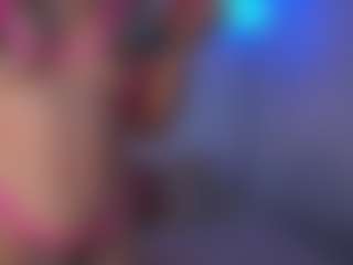 DEEPTHROAT SLUT's Live Sex Cam Show