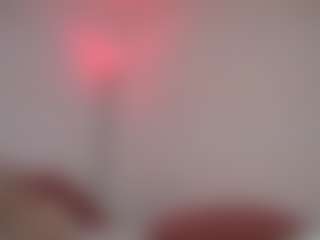 DEEPTHROAT SLUT's Live Sex Cam Show
