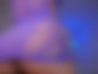 DEEPTHROAT SLUT's Live Sex Cam Show