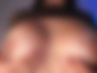 DEEPTHROAT SLUT's Live Sex Cam Show
