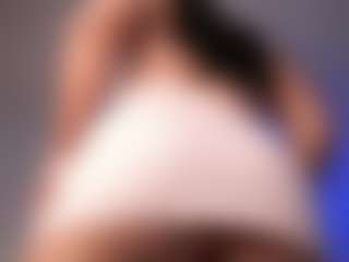 DEEPTHROAT SLUT's Live Sex Cam Show