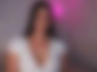 DEEPTHROAT SLUT's Live Sex Cam Show