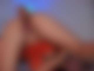 DEEPTHROAT SLUT's Live Sex Cam Show