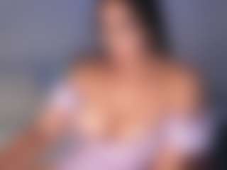 DEEPTHROAT SLUT's Live Sex Cam Show