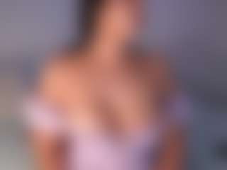 Spettacolo in cam dal vivo con DEEPTHROAT SLUT - Brown Hair su Camsoda
