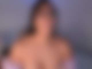 DEEPTHROAT SLUT's Live Sex Cam Show