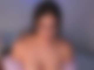 DEEPTHROAT SLUT's Live Sex Cam Show