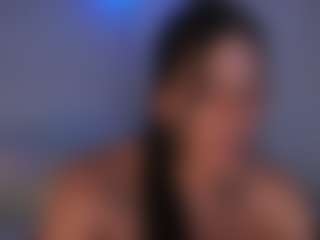 DEEPTHROAT SLUT's Live Sex Cam Show