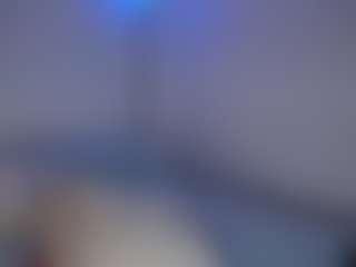 DEEPTHROAT SLUT's Live Sex Cam Show
