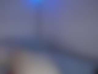 DEEPTHROAT SLUT's Live Sex Cam Show