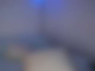 DEEPTHROAT SLUT's Live Sex Cam Show