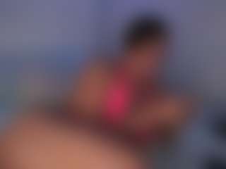 DEEPTHROAT SLUT's Live Sex Cam Show