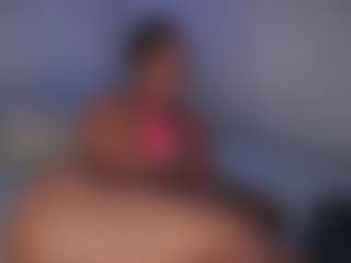 DEEPTHROAT SLUT's Live Sex Cam Show