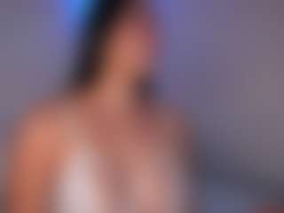DEEPTHROAT SLUT's Live Sex Cam Show