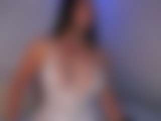 DEEPTHROAT SLUT's Live Sex Cam Show