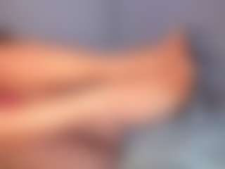 DEEPTHROAT SLUT's Live Sex Cam Show