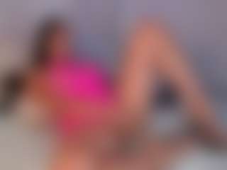 DEEPTHROAT SLUT's Live Sex Cam Show