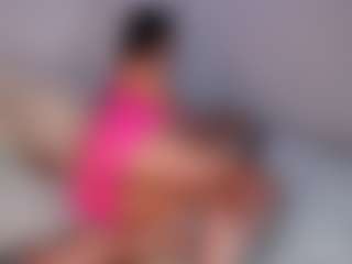DEEPTHROAT SLUT's Live Sex Cam Show