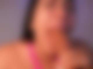 DEEPTHROAT SLUT's Live Sex Cam Show