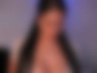 DEEPTHROAT SLUT's Live Sex Cam Show