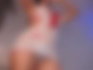 DEEPTHROAT SLUT's Live Sex Cam Show