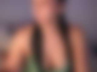 DEEPTHROAT SLUT's Live Sex Cam Show
