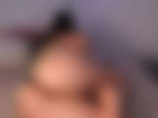 DEEPTHROAT SLUT's Live Sex Cam Show