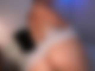 Live cam show with DEEPTHROAT SLUT - Brown Hair on intimatelivegirls.com
