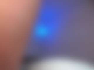 DEEPTHROAT SLUT's Live Sex Cam Show