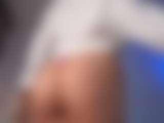 Live cam show with DEEPTHROAT SLUT - Brown Hair on makecum.org