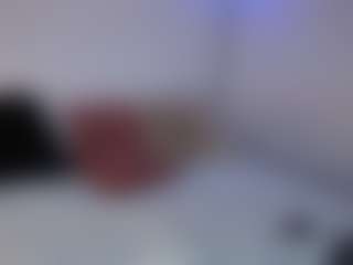 DEEPTHROAT SLUT's Live Sex Cam Show