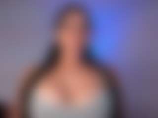 DEEPTHROAT SLUT's Live Sex Cam Show