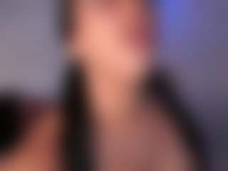 DEEPTHROAT SLUT's Live Sex Cam Show
