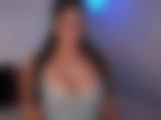 DEEPTHROAT SLUT's Live Sex Cam Show