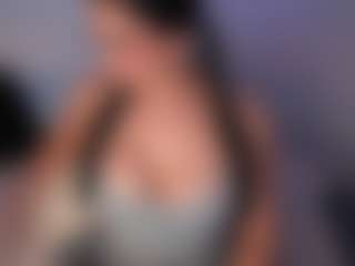 DEEPTHROAT SLUT's Live Sex Cam Show