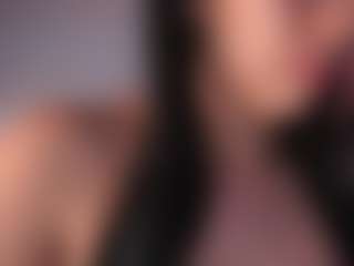 DEEPTHROAT SLUT's Live Sex Cam Show