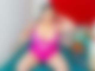 LARAFOXX's Live Sex Cam Show